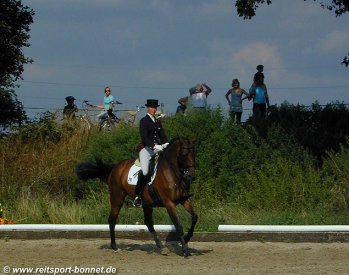 Reiten + Pferde: Reitturnier (anklicken zum Vergr��ern - click to enlarge)